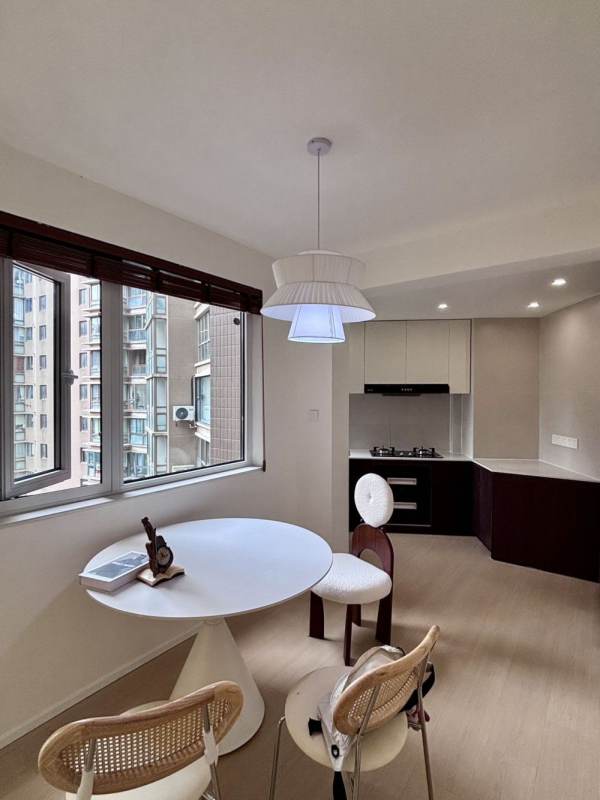 Housing image — Kitchen