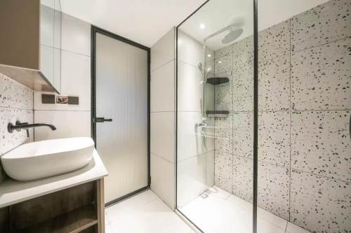 Housing image — Bathroom