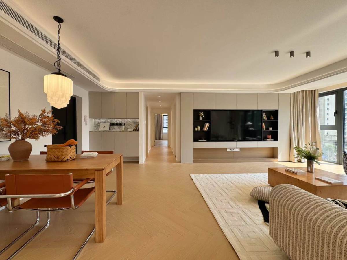 Housing image — Living Room