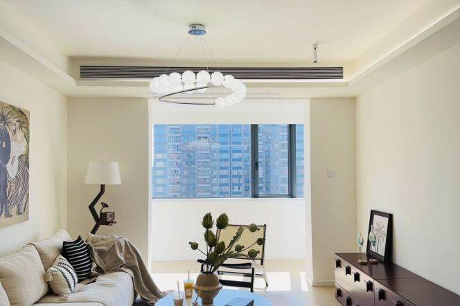 High-Floor Spacious Bright Modern 2BR Apartment near SML Center (L9)