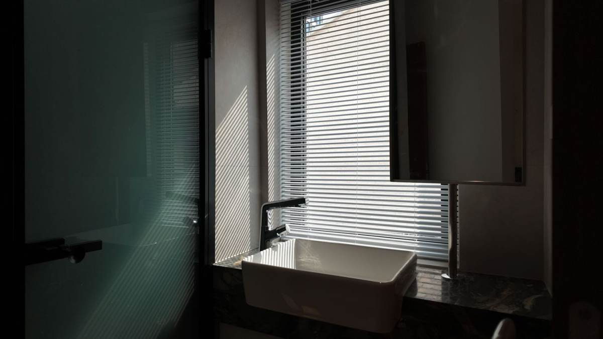Housing image — Bathroom