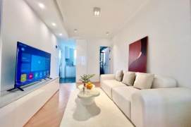 Bright Modern 1BR Apartment near Zhongshan Park
