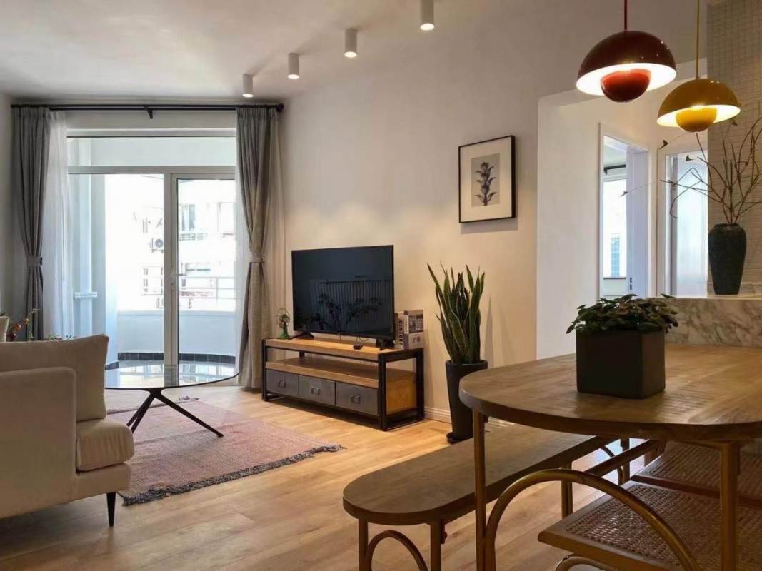 Housing image — Living Room