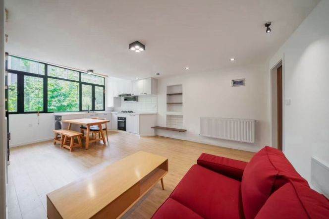 Spacious 1BR Lane House near Bar Constellation (Xinle Lu) (L1/L10/L12)