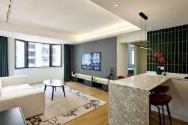 Open-Layout Bright 2BR Apartment in Jing'an
