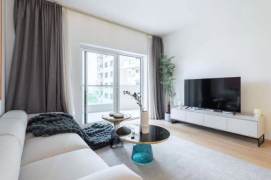 3BR Apartment at Ambassy Court (L1/L7/L10)