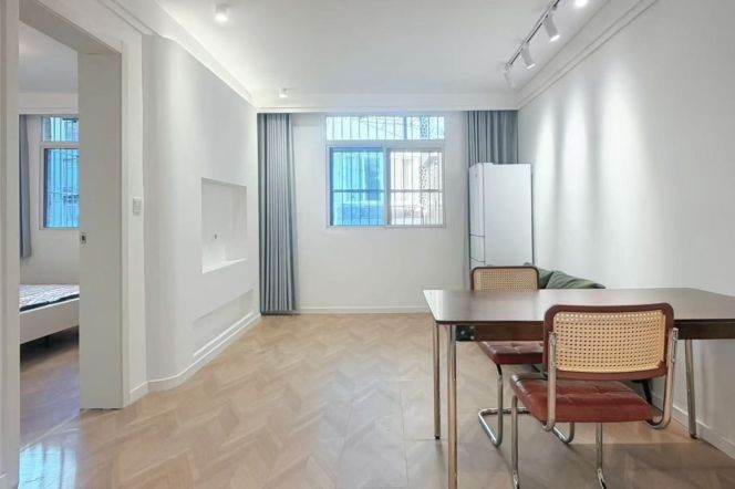 2BR Apartment near Dapuqiao Metro (L9)