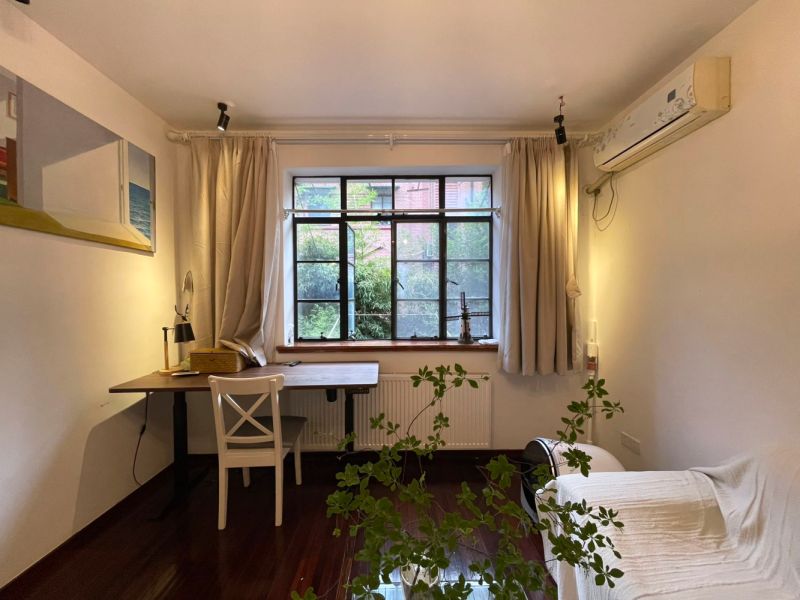 Housing image — Living Room