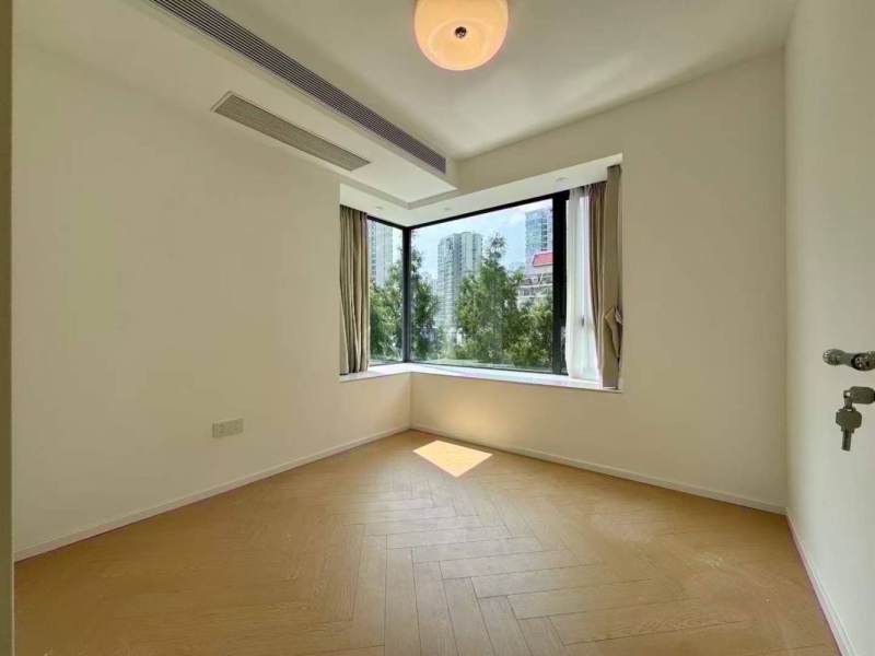 Housing image — Bedroom