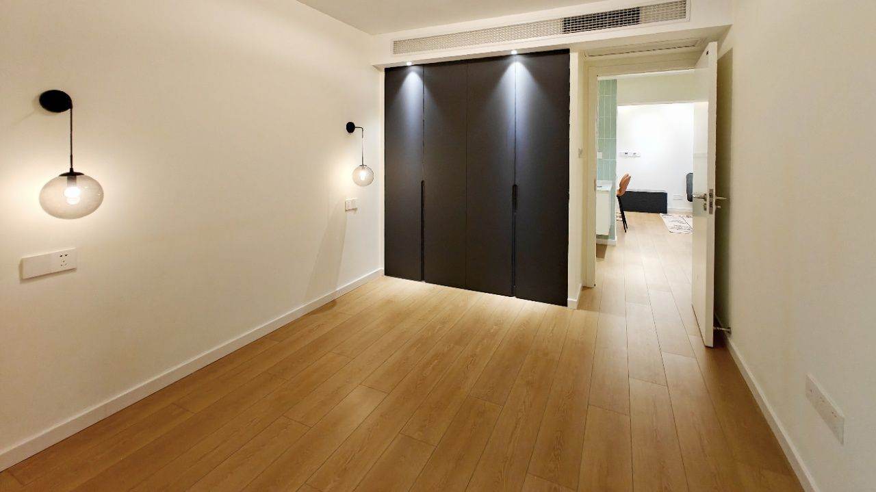 Housing image — Bedroom