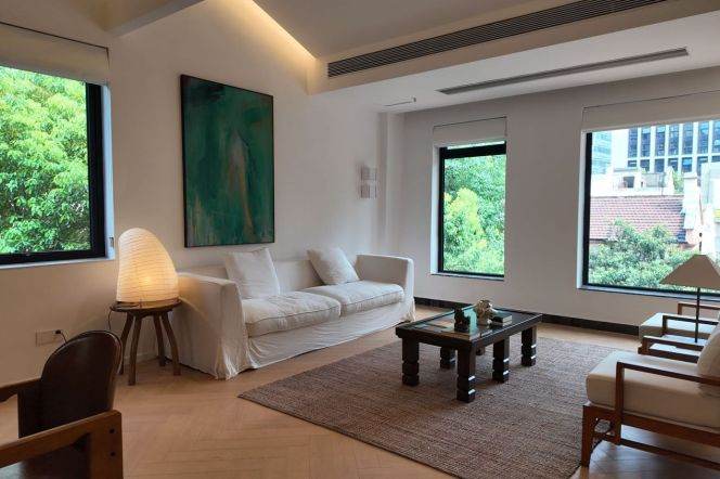 Spacious Bright 2BR Heritage Apartment near Nanjing Xi Lu with Green View (L2/L12/L13)