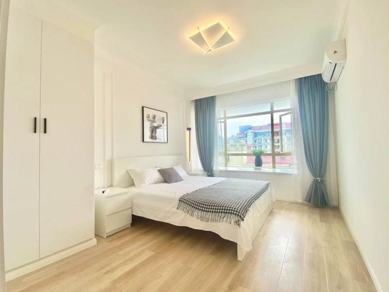 Housing image — Bedroom