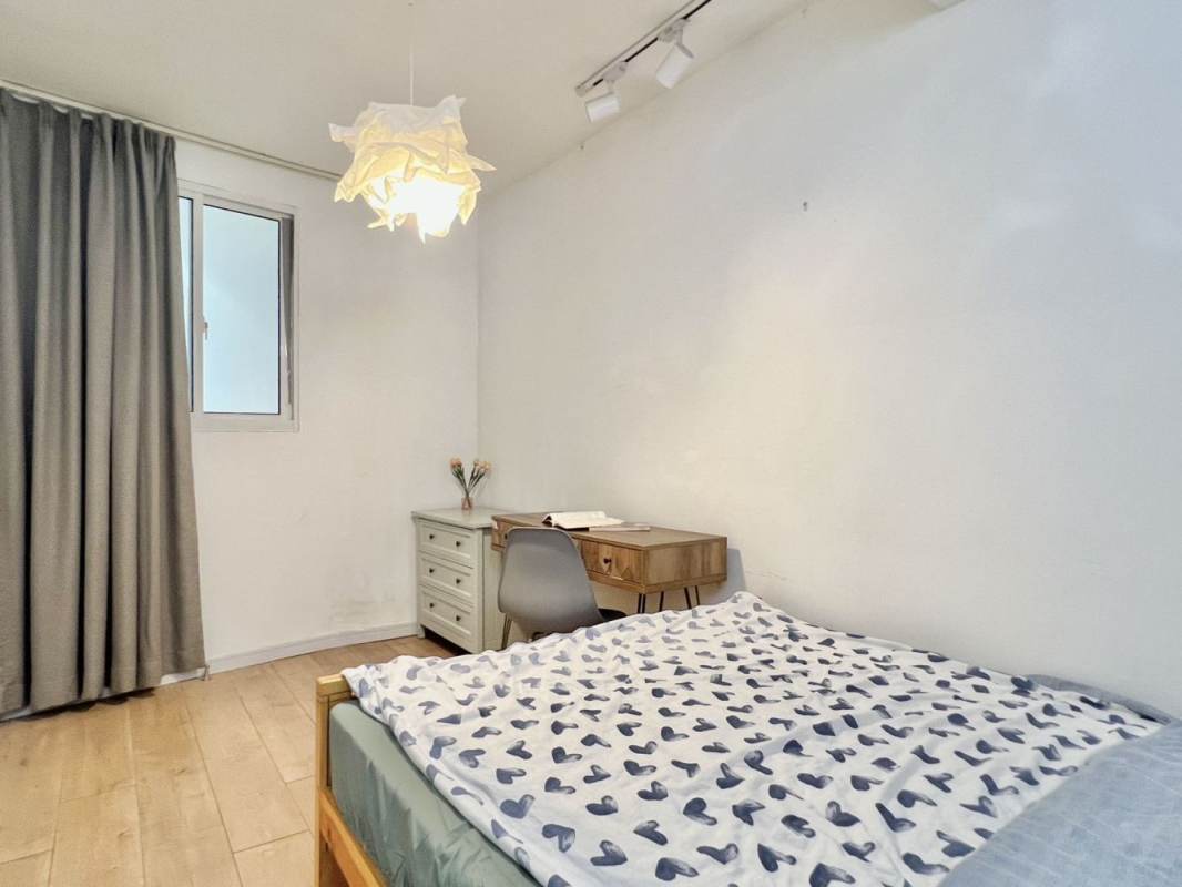 Housing image — Bedroom