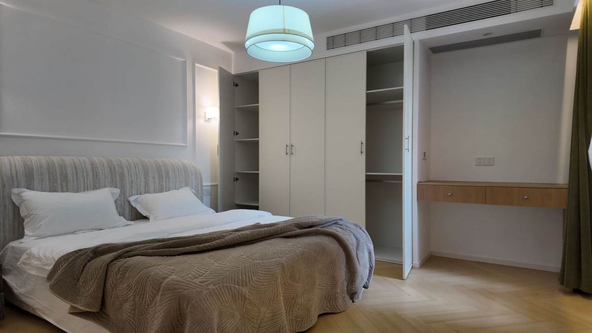 Housing image — Bedroom