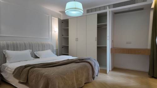 Housing image — Bedroom