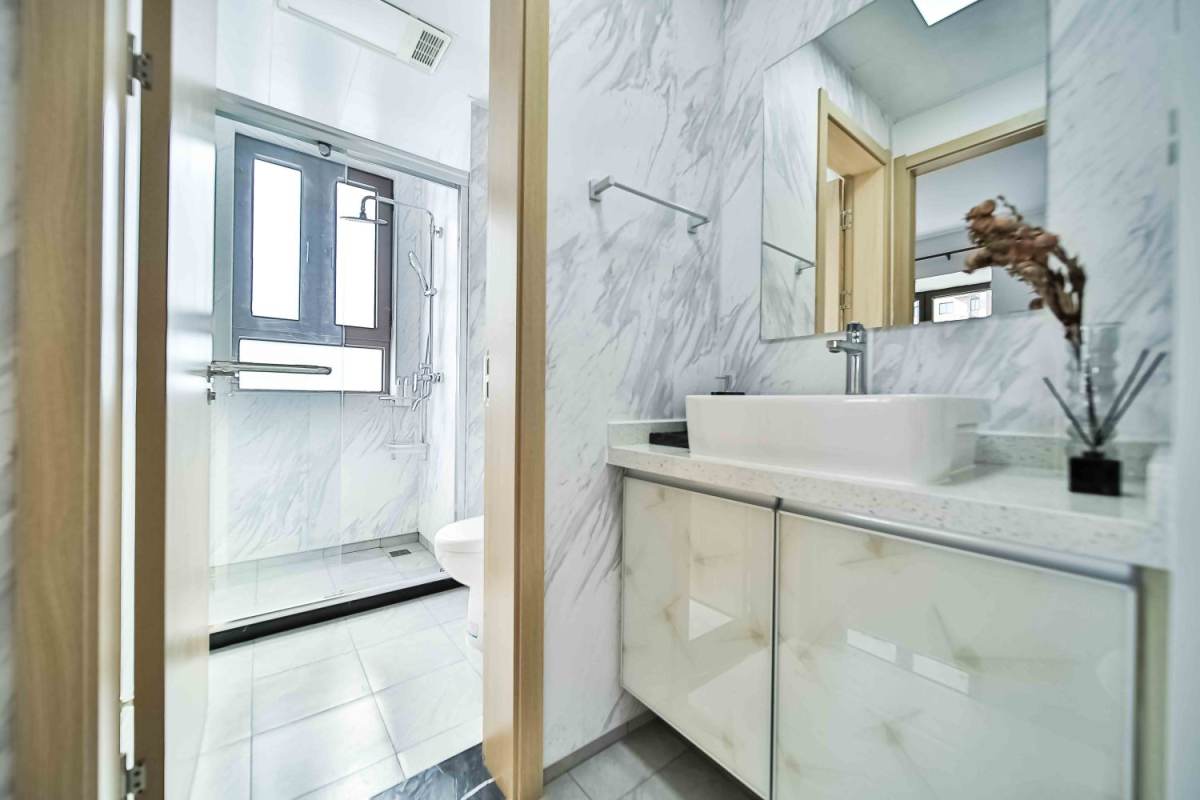 Housing image — Bathroom
