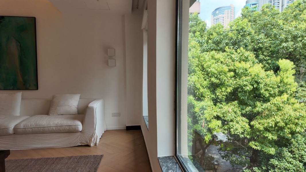 Housing image — Living Room