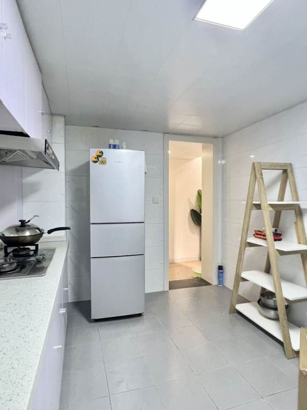 Housing image — Kitchen