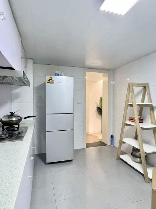 Housing image — Kitchen