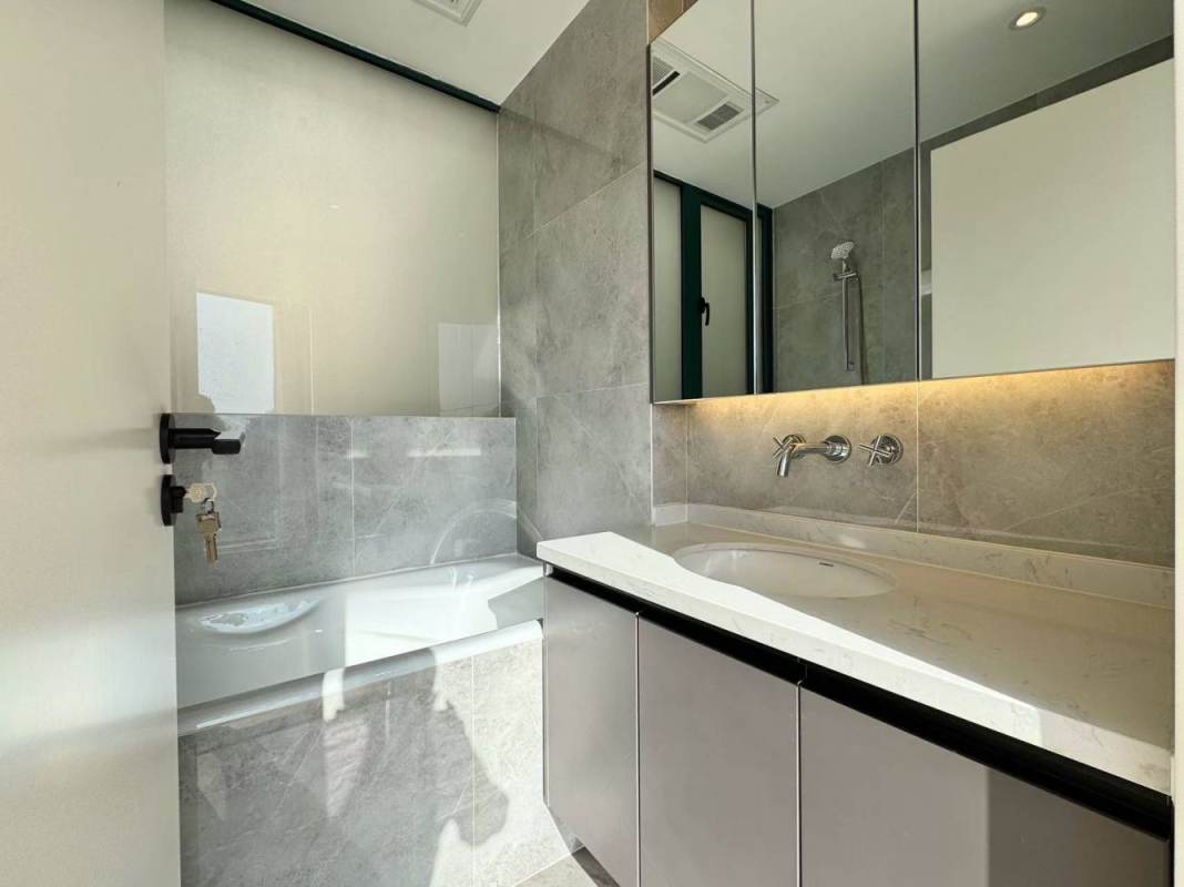 Housing image — Bathroom