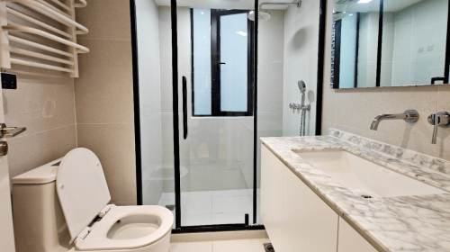 Housing image — Bathroom