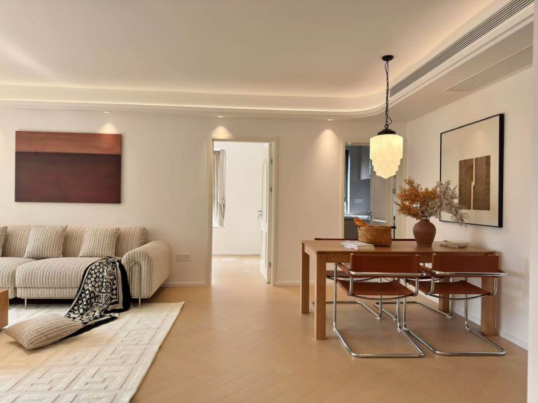 Housing image — Living Room