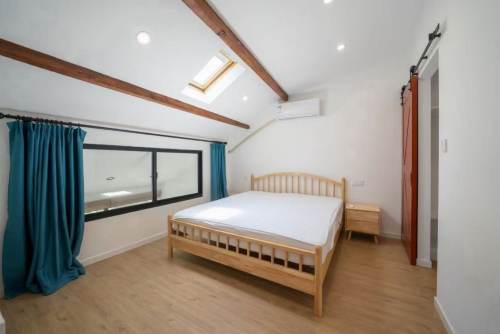 Housing image — Bedroom