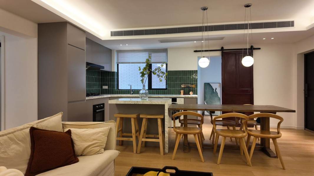 Housing image — Living Room