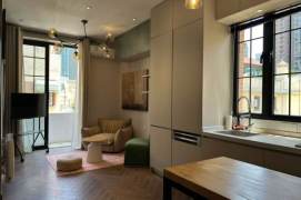 2BR Lane House in Jing'an