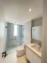 Housing image — Bathroom