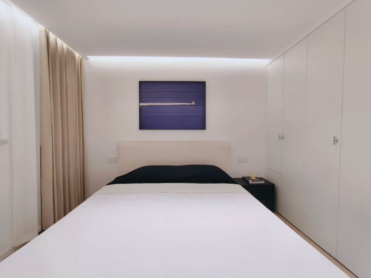 Housing image — Bedroom