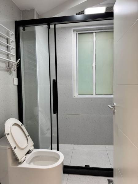 Housing image — Bathroom