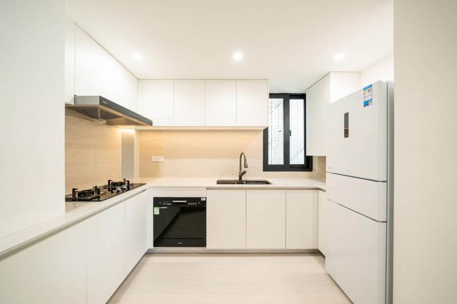 Housing image — Kitchen