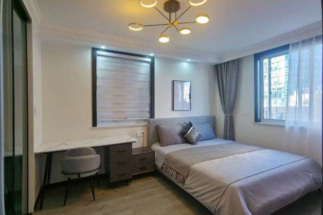 2BR Apartment near Xujiahui Metro (L1/L4)
