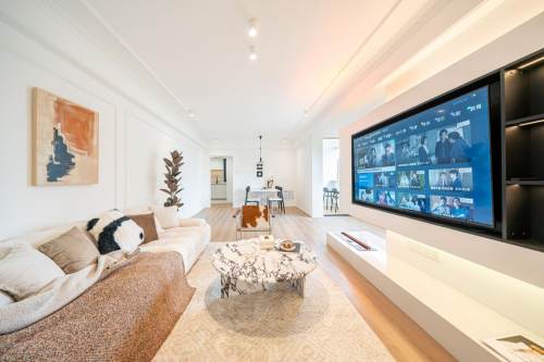 Housing image — Living Room