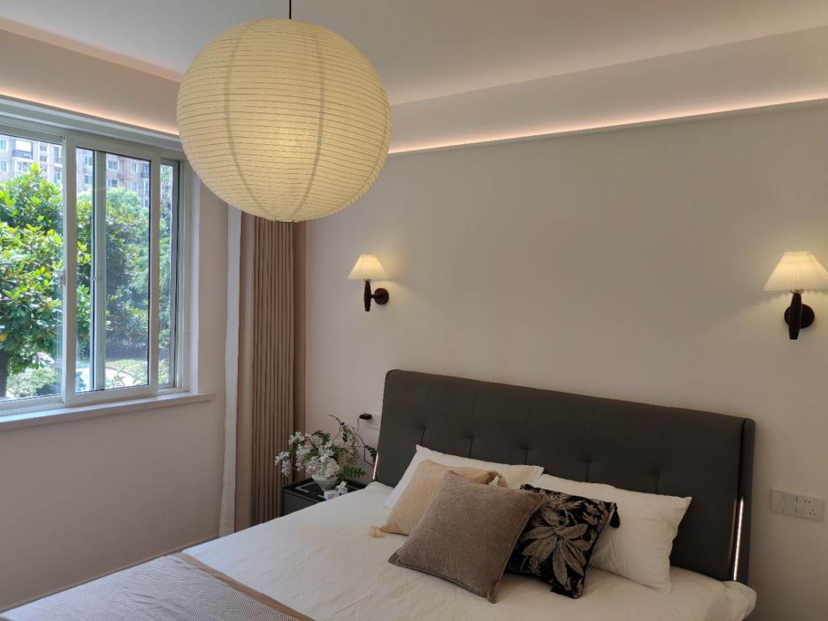 Housing image — Bedroom