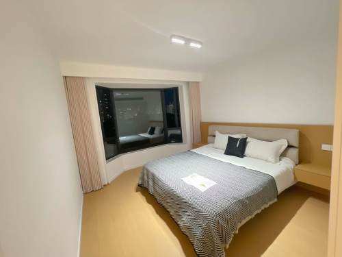 Housing image — Room