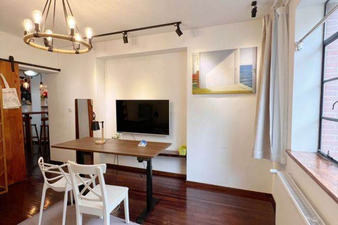 1BR Apartment near Jiaotong University Metro (L10/L11)