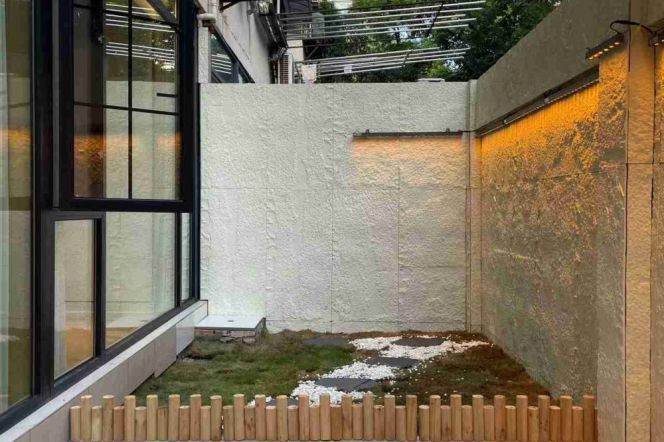 Spacious Modern 1BR Apartment near Jiangsu Rd Metro with Floor-to-Ceiling Windows