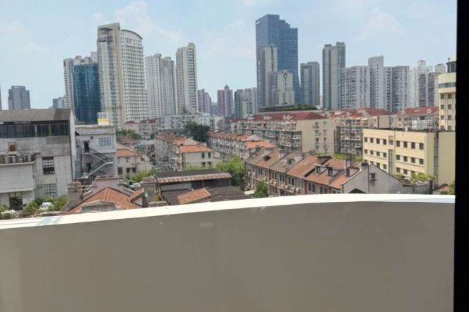 4BR Apartment in Jing'an