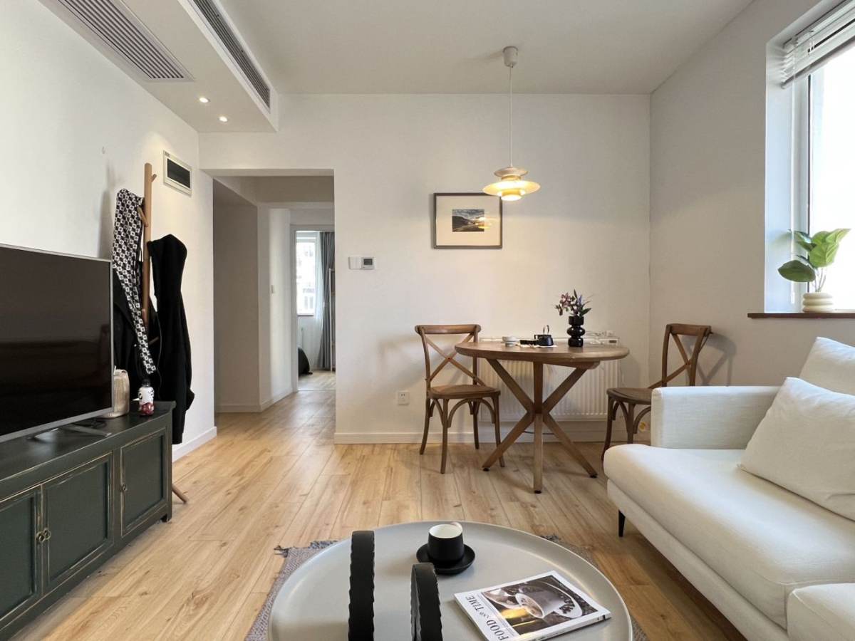 Housing image — Living Room