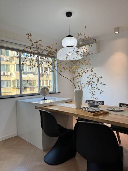 Housing image — Dining Area