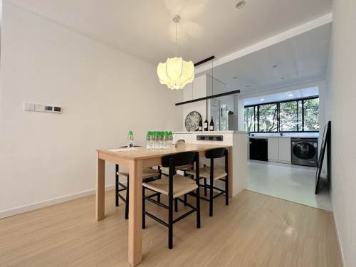 Housing image — Dining Area