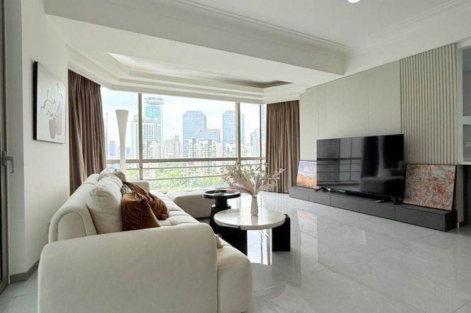 Spacious 3BR Apartment near Century Park