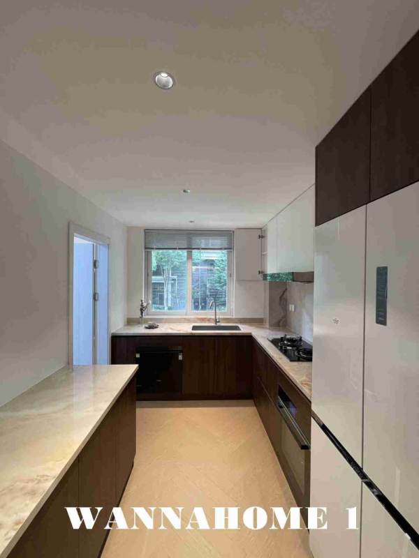 Housing image — Kitchen