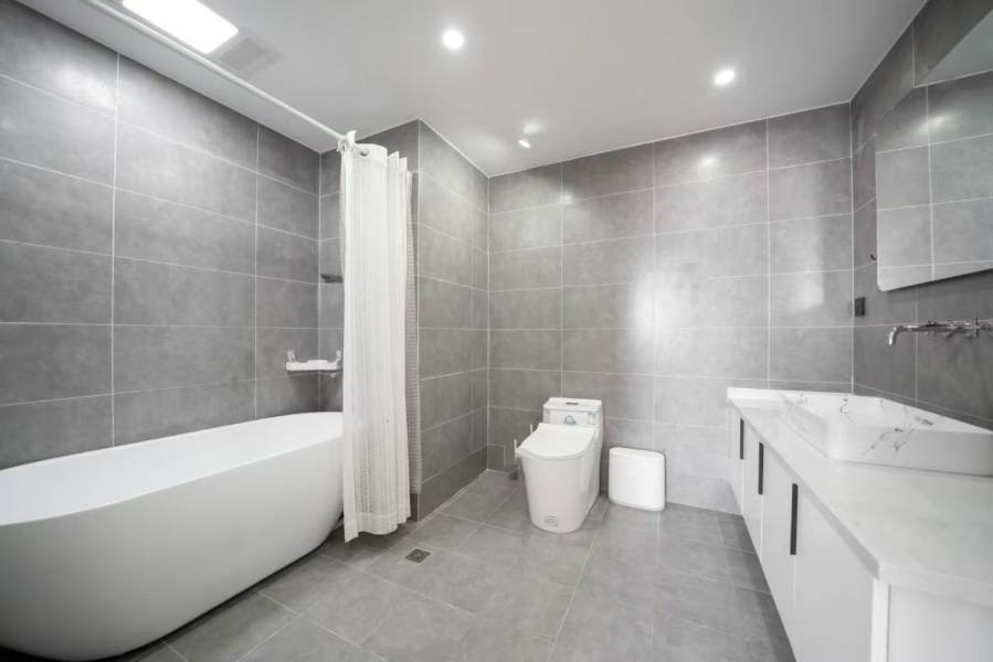 Housing image — Bathroom
