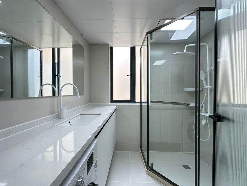 Housing image — Bathroom