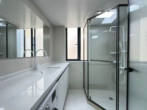 Housing image — Bathroom