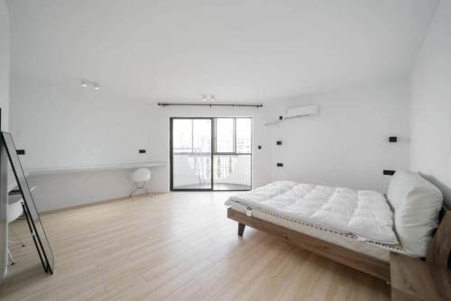 Housing image — Bedroom