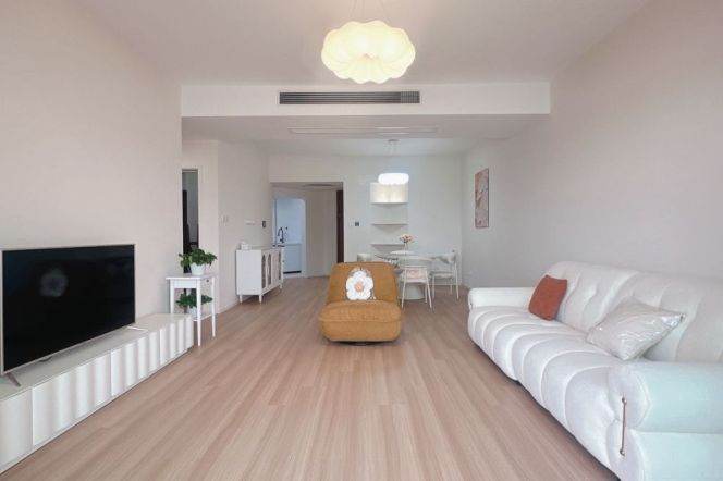 Spacious 3BR Apartment near Shangcheng Rd Metro with River View